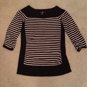 89th Madison Small Black white Striped sweater